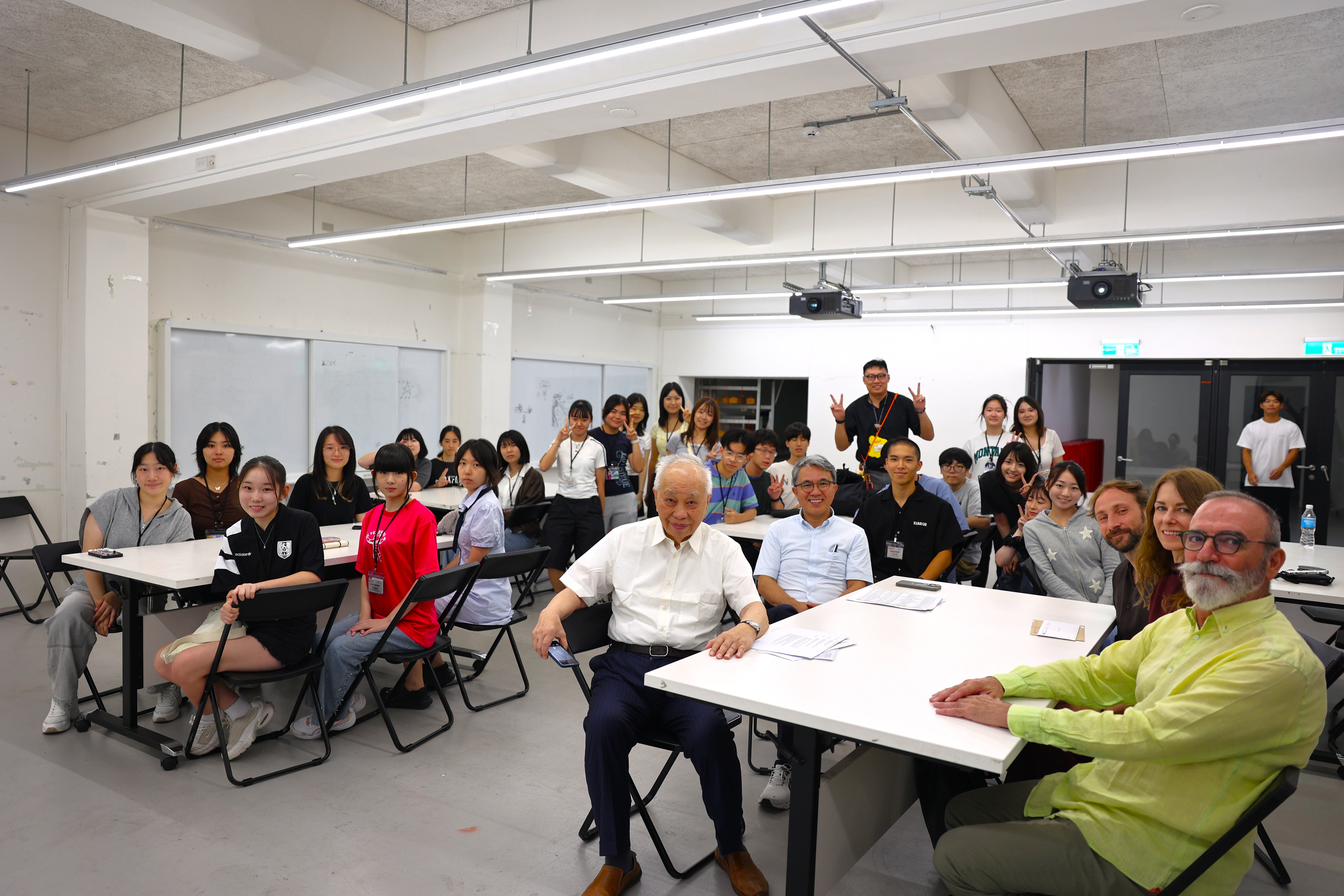 實踐大學2026亞洲夏日大學ASU全體學員與長官大合照